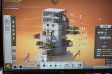 縦に伸びる街づくりシム『STARIO：バベルの塔』！ 雰囲気抜群の世界で“塔の街”を作っていこう【BitSummit the 13th】 画像