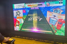 デカァァァァいッ説明不要！な特別仕様！セガの音楽ゲーム『ギガニズム』をプレイしてきた！【アミューズメント エキスポ 2025】 画像