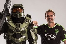 『Halo 5』と米サッカーチームがコラボ！チーフと共に特別ユニフォーム披露 画像