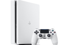『PlayStation 4 グレイシャー・ホワイト』本体が7月29日より通常商品として発売！ 画像