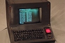 ハッキングゲームもプレイ可！『Fallout』のターミナルを再現したハンドメイドPCが登場 画像