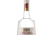 『DOOM』コラボのウォッカ「DOOM Bone Vodka」海外で発表、「悪魔（牛）の骨」を使ったスモーキーな味わい 画像