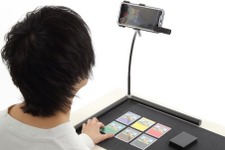 TCGのリモート対戦をスマホ1台で完結！ コロナ禍のカードゲーマーを助ける便利アイテム「REMOTZ」予約開始 画像