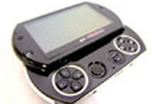 PSP Goのクローンが早くも登場、スライド式デザイン採用の「PXP-2000」 画像