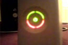 Xbox 360 RRoDのニュースタイル？ 赤と緑が同時点滅のリングライト 画像