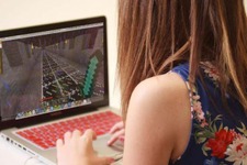 英国で子ども向け『Minecraft』学習キャンプ開催、キッズ達がレッドストーン回路やMC Editに挑戦 画像