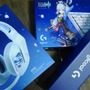 これは“綾華推し”にとって最高の神器かもしれない―「ロジクールG」×『原神』コラボのキーボード&ヘッドセット“神里綾華特別モデル”を触ってみた!