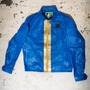 『Fallout 76』青が映えるレザージャケット発売！…が、過去のナイロンバッグ問題で皮肉られる