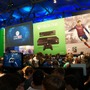 マイクロソフトブース、サッカーゲームの『FIFA 14』は、Xbox One版、Xbox 360版とブースを並べて性能差をアピールした。