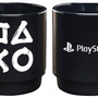 間違って握りそう…?「PlayStation」コントローラー型の時計やマグカップなどユニークなグッズがヴィレヴァンオンラインストアにて販売