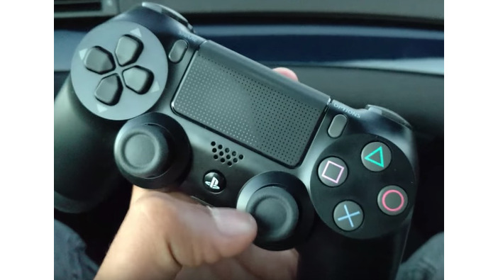 噂： 「PS4 Slim」に続き新型「DUALSHOCK 4」映像が出現