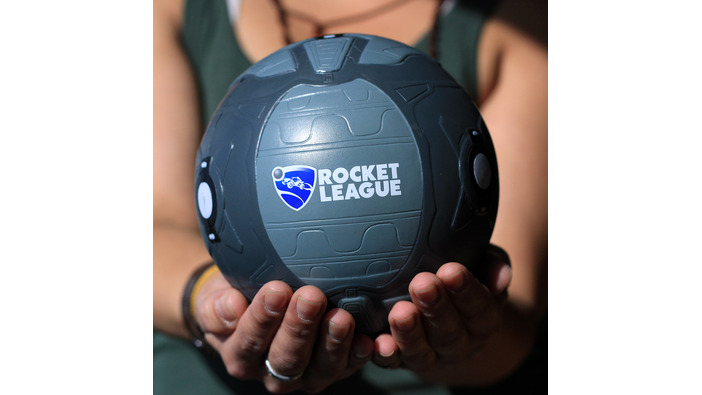 痛快クルマサッカー『Rocket League』の「あのボール」グッズが海外向けに発売