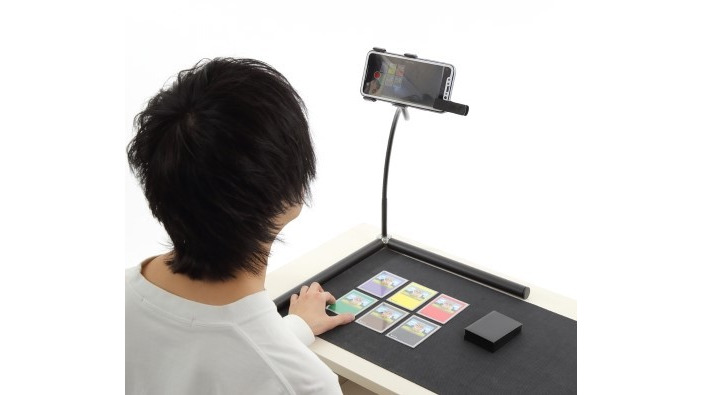 TCGのリモート対戦をスマホ1台で完結！ コロナ禍のカードゲーマーを助ける便利アイテム「REMOTZ」予約開始