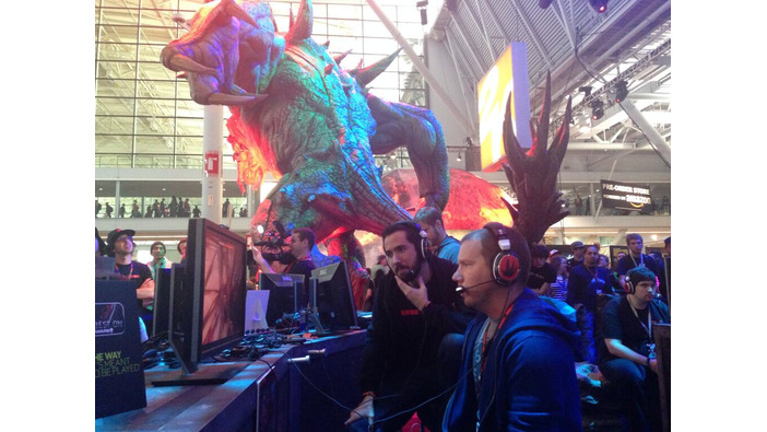 『Evolve』プレイアブル展示で盛り上がったPAX East 2Kブース映像 ― GoliathのUIなど新スクリーンショットも