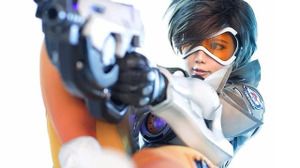 クールな脚線美！『Overwatch』トレーサーの本気コスプレ美女 画像