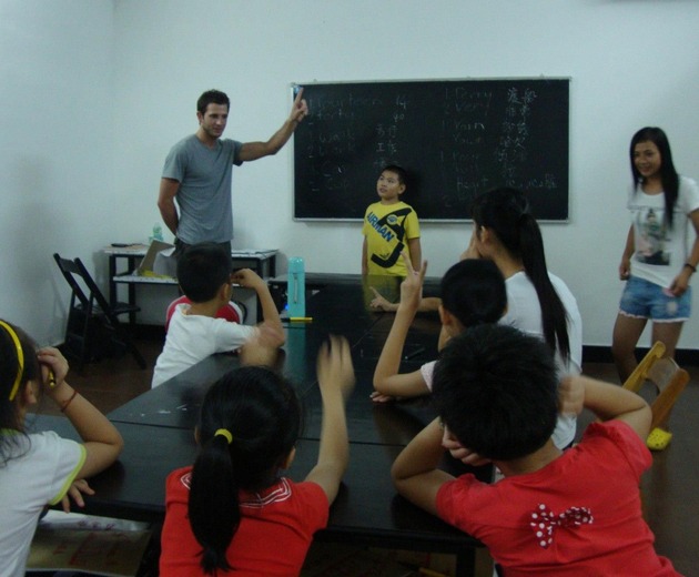 中国の英語教師が『シェンムー3』に2万ドル援助―ボランティア教育機関の普及狙う