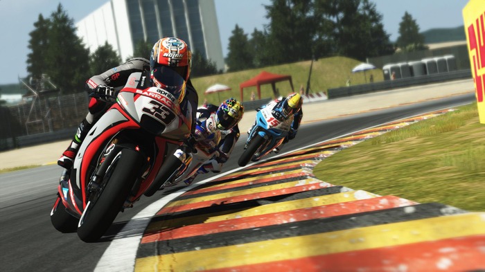 【TGS 15】インターグロー『ファーミングシミュレーター 15』『MotoGP 15』海外作品を積極的に展開