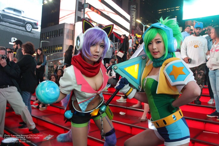 『LoL』コスプレ美女や男性版トレーサーも出現！海外ゲーマーが過ごすハロウィンシーズン