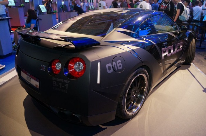 GC 13: 実物大のタイタンが出迎えるElectronic Artsブースフォトレポート