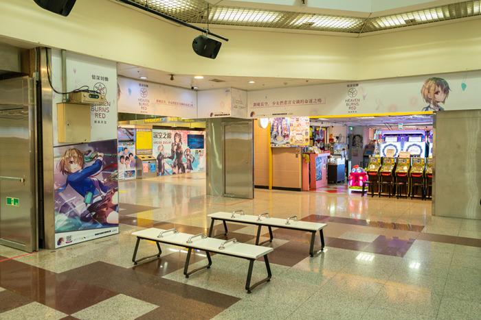 美女と巡る台湾のゲーマーおすすめスポット！台北駅地下街と三創生活園区はオタク・ガジェット好きにたまらん