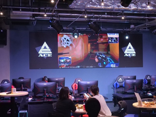 なぜ親子でeスポーツカフェを作ったのか?「e-sports place MAKUHARI ACE」代表&店長インタビュー
