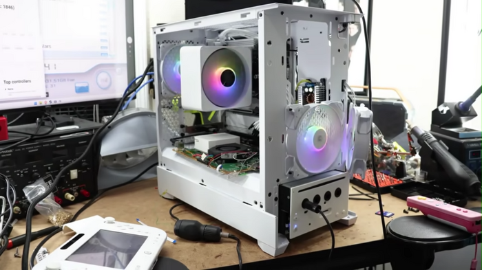 「私は本来あるべきでない場所にWii Uを突っ込むために存在しています」…世界は広い?海外Wii Uしまっちゃうおじさん「Wii U内蔵PC」作る