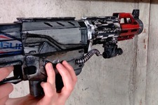 『Borderlands』ファンがスポンジガン「Nerf」を強化、イカつい塗装にレーザーサイトも装備 画像