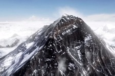 世界最高峰に安全登山！VR用ソフト『EVEREST VR』が発表―30万枚の写真で構築 画像