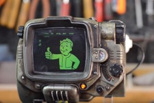 『Fallout 4』限定版グッズ「Pip-boy」をリフィニッシュ！世紀末感アップに挑む制作映像 画像