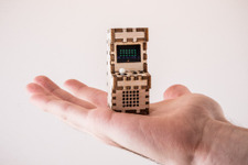 手のひらより小さいゲーム筐体「Tiny Arcade」Kickstarter進行中―ゲームも色々！ 画像
