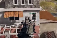 『PUBG』2人乗りバイクのまま突っ込む住居訪問がエクストリーム 画像