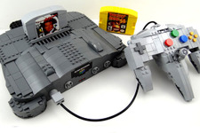 レゴブロックで作られた“NINTENDO64”本体が完全変形！　ロボットにトランスフォーム 画像