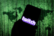 「緊急車両のサイレン」もルール違反！？Twitchストリーマーがゲーム内効果音により処分を受けたと複数報告 画像