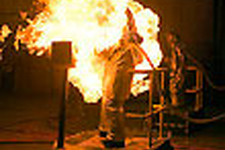 DDRでミスると本物の火炎が顔面に浴びせられる『Dance Dance Immolation』 画像