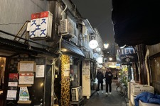 ぶらり突撃、ゴールデン街！新宿・歌舞伎町で訊いた“夜に生きるゲーマー”たちのエピソード【ハードコアゲーマー・インタビューズ】