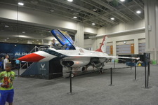 ゲーム専用トレーラーに米軍戦闘機、ワシントンD.C.で開催されたカオスなゲームイベント「VGU」会場レポート 画像