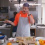 Ninjaが海外の料理YouTubeチャンネルに出演！プロ料理人と共にサンドイッチ作りに励む