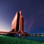 夜景に輝くアタリのロゴ！サイバーパンク風味なゲーミングホテル「Atari Hotels」新イメージ画像