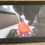 『マリオカート ライブ ホームサーキット』で飼い猫を眺めてみた！ 低視点がこれまでにない新鮮さを生み、猫はいつも通り気まぐれ・・・