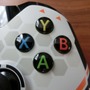 『Titanfall』仕様限定版Xbox Oneコントローラー開封レポ ― こだわり溢れるユニークなデザイン！