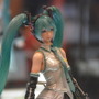 初音ミクやDCとのコラボフィギュアも展示、NYコミコンのスクエニブース現地レポ