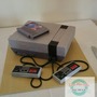 オーストラリアのカップルが結婚式に原寸大NESウェディングケーキを用意！参列者は本物と信じて疑わず