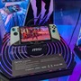 Ryzen Z2 Extremeでポータブルゲーミングが本気出した！MSI「Claw A8」はAAAタイトルも余裕のパフォーマンス【COMPUTEX 2025】