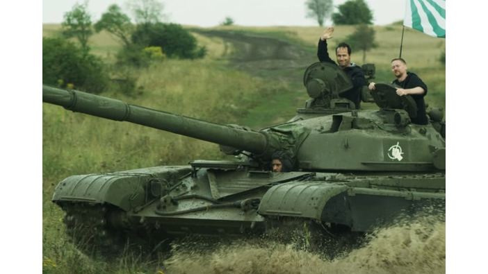 『Arma』開発元Bohemiaが本物の戦車「T-72」を購入！―ご満悦のスタッフ映像も