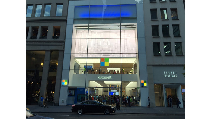 【現地レポ】『Halo 5』に「HoloLens」も！―NY5番街にオープンしたMicrosoft旗艦店突撃レポート