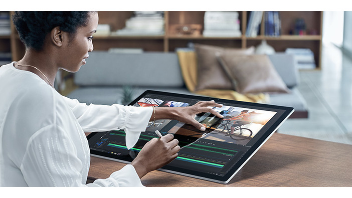 MS、オールインワンPC「Surface Studio」を海外発表―Xbox Oneワイヤレスコントローラーにネイティブ対応