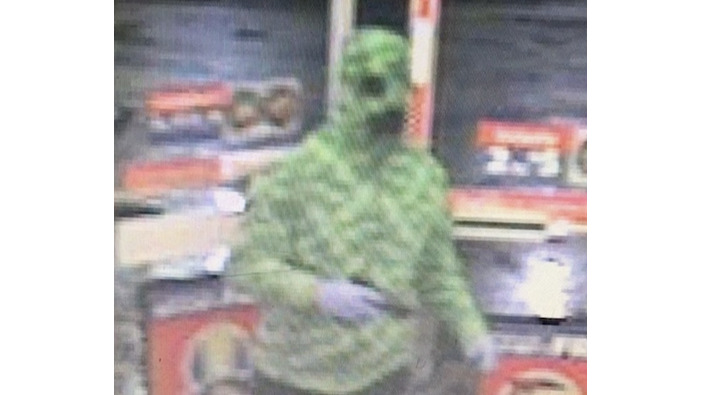 米国で『マイクラ』クリーパー柄パーカーを着た強盗を捜査中、煙草と現金盗んだ疑い