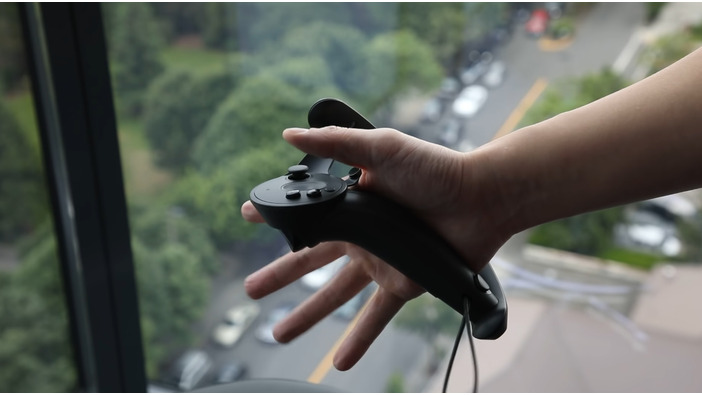 Valve新型VRコントローラー「Knuckles EV2」の開発キットが出荷開始！ 『Portal』風の技術デモも