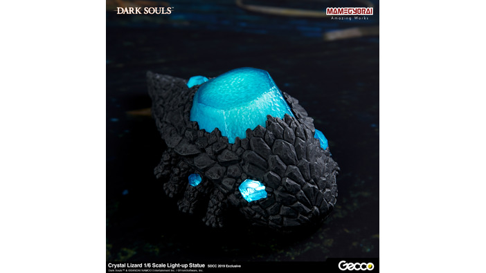「DARK SOULS：石守 結晶トカゲ 1/6スケール ライトアップスタチュー」が「豆魚雷」流通で国内販売決定！