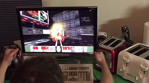 名作FPS『Doom』を「トースター」でプレイしてしまう男が登場 ― まさにレバガチャプレイ 画像